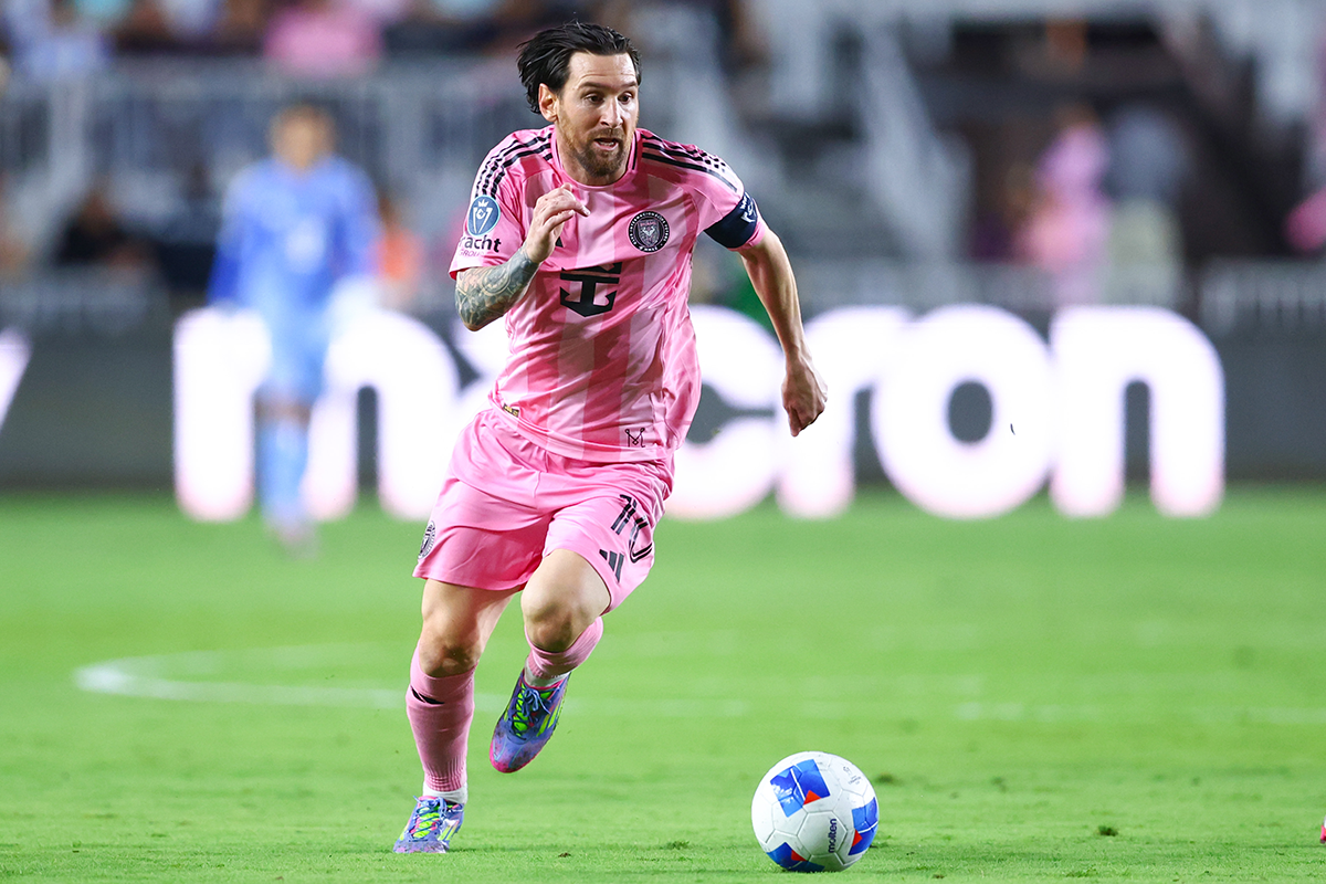 เมสซี่ ต่อสัญญาใหม่เรียบร้อย