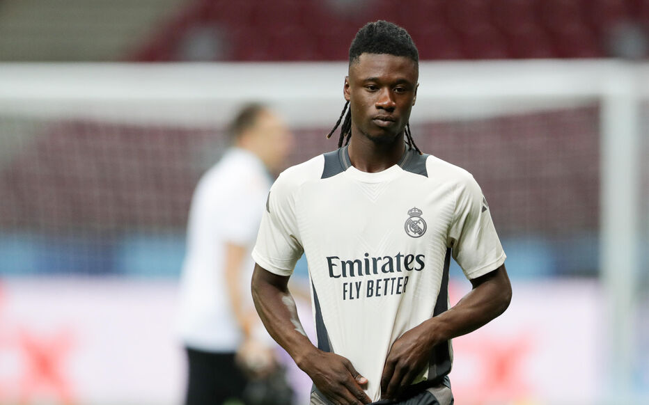 ลิเวอร์พูลเล็งกามาวิงก้าเสริมแดนกลาง 