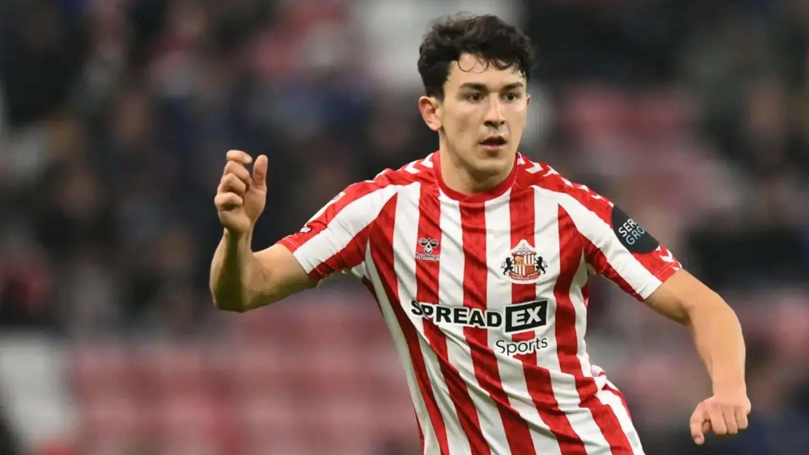 บอร์นมัธกำลังแย่งตัวมิดฟิลด์จา