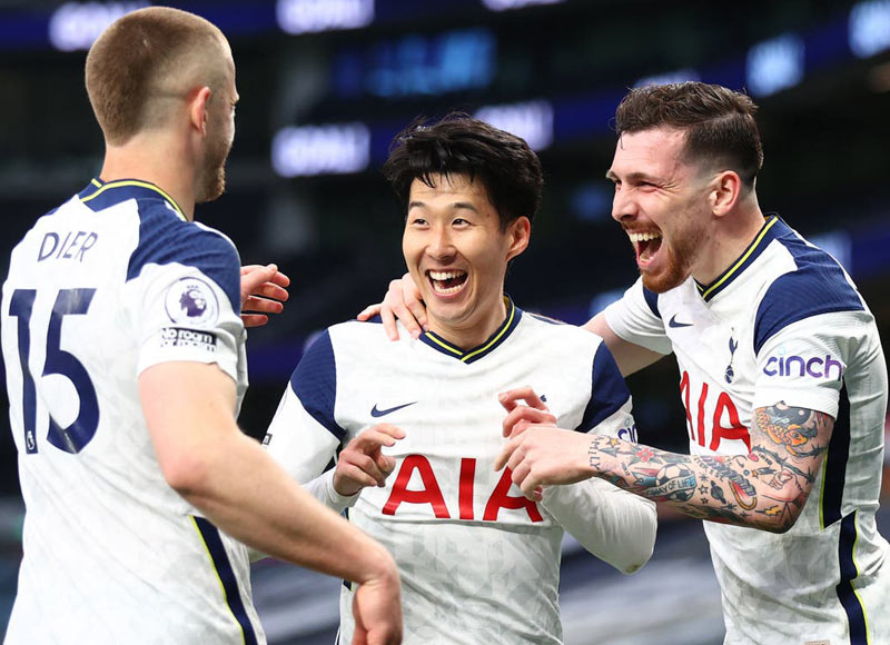 สเปอร์ส 4-1 เวสต์แฮม: สเปอร์ส