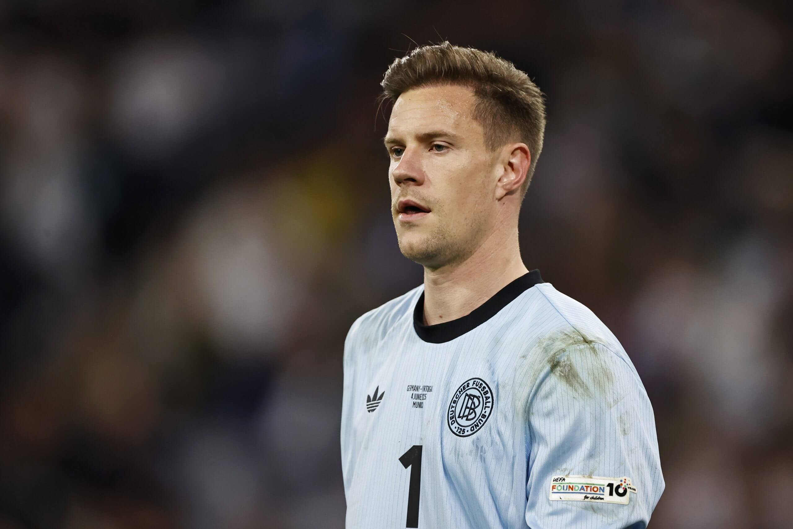 บาร์เซโลน่าควรปล่อย แทร์ สเตเก