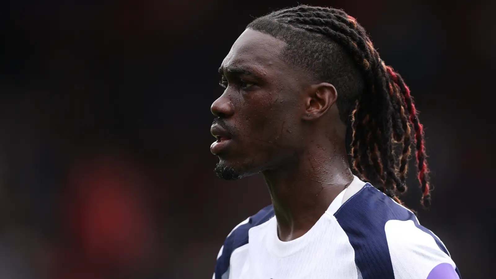 สเปอร์ส ทีมดิ้นรนในพรีเมียร์ลี