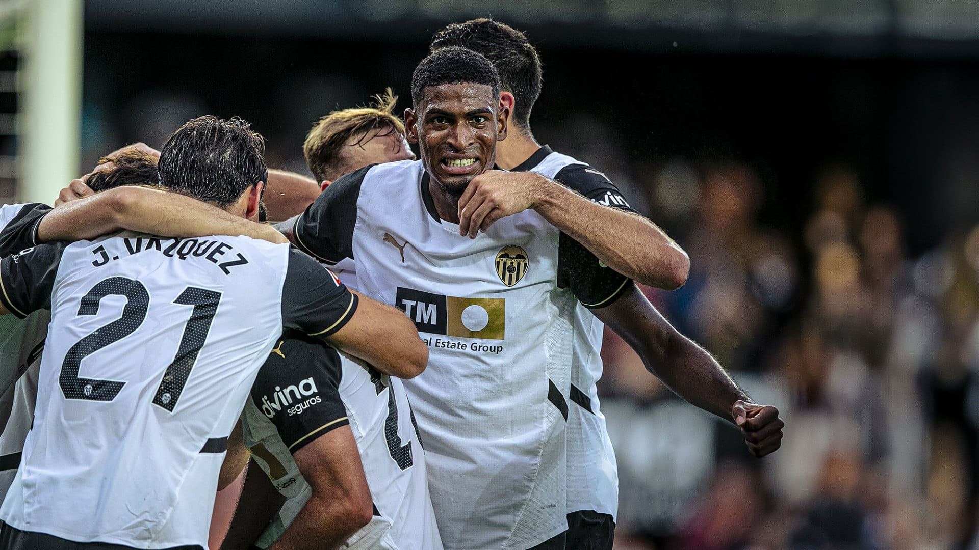 อาร์เซนอล ยืนยันการเซ็นสัญญาให