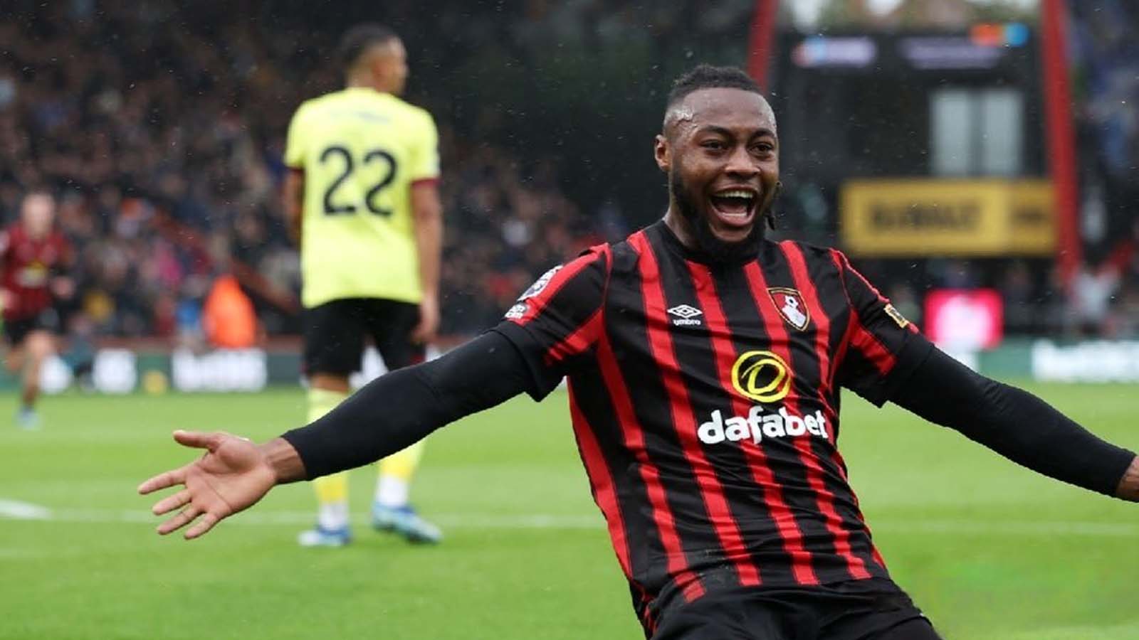 บอร์นมัธ ทีมเชอร์รีส์ กำลังพิจ