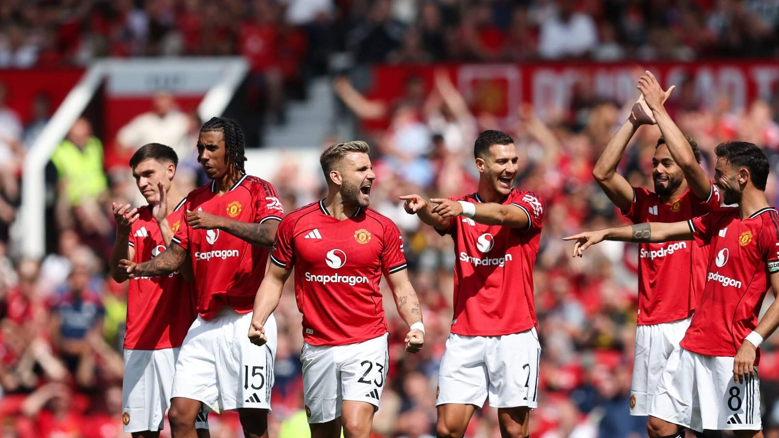 แมนเชสเตอร์ ยูไนเต็ด การตัดสิน