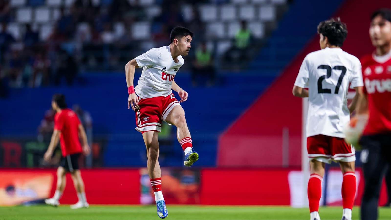 ทรู แบงค็อก เฉือน บีจี ปทุม9คน