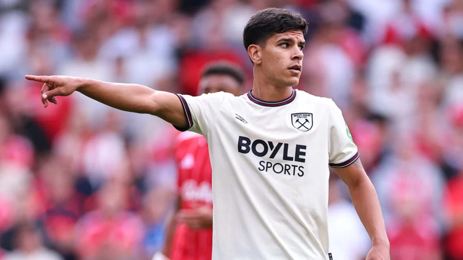 ปีศาจแดงกำลังพิจารณาคว้าตัวดาว