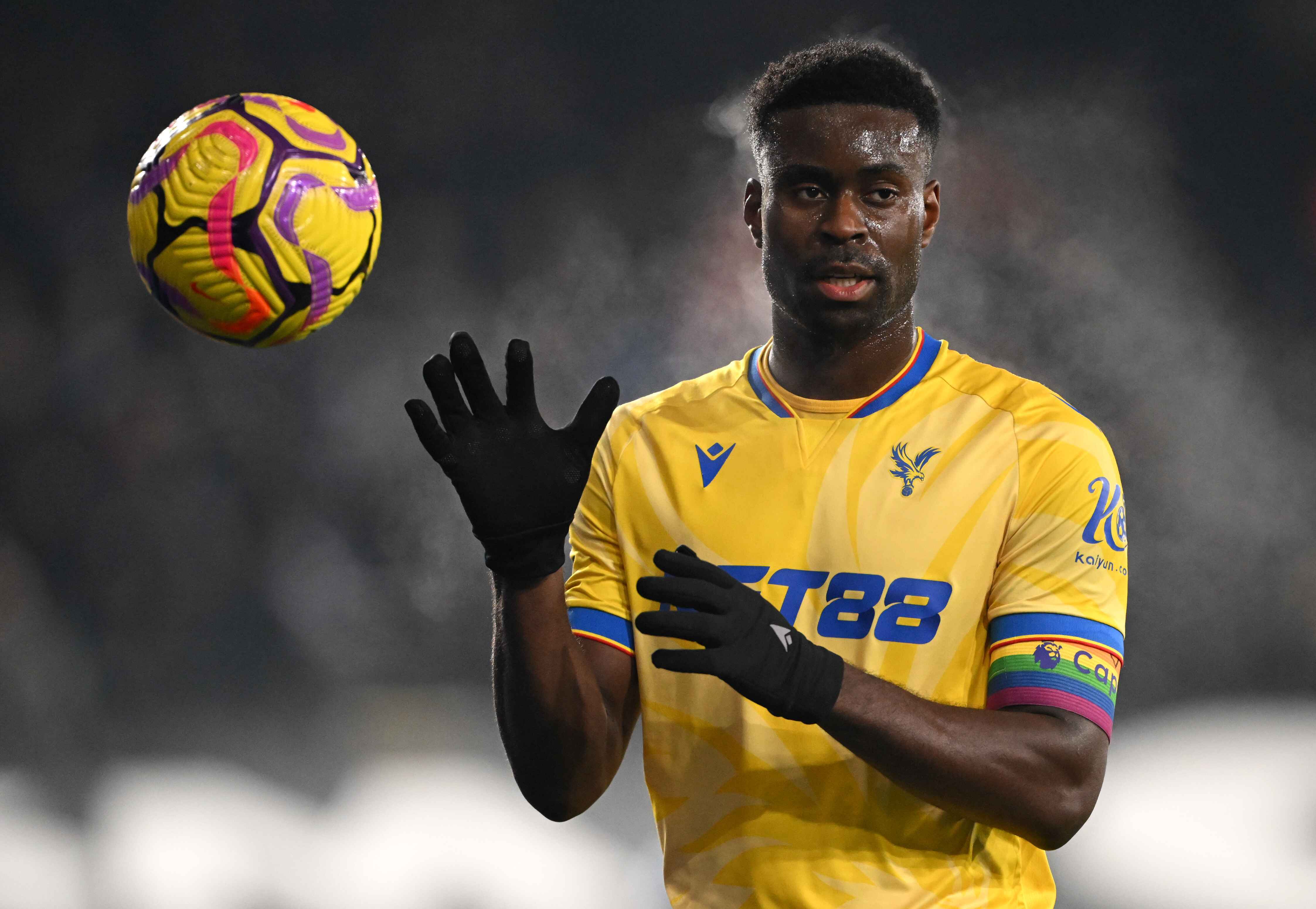 พาเลซ คาดหวังที่จะยื่นข้อเสนอใ