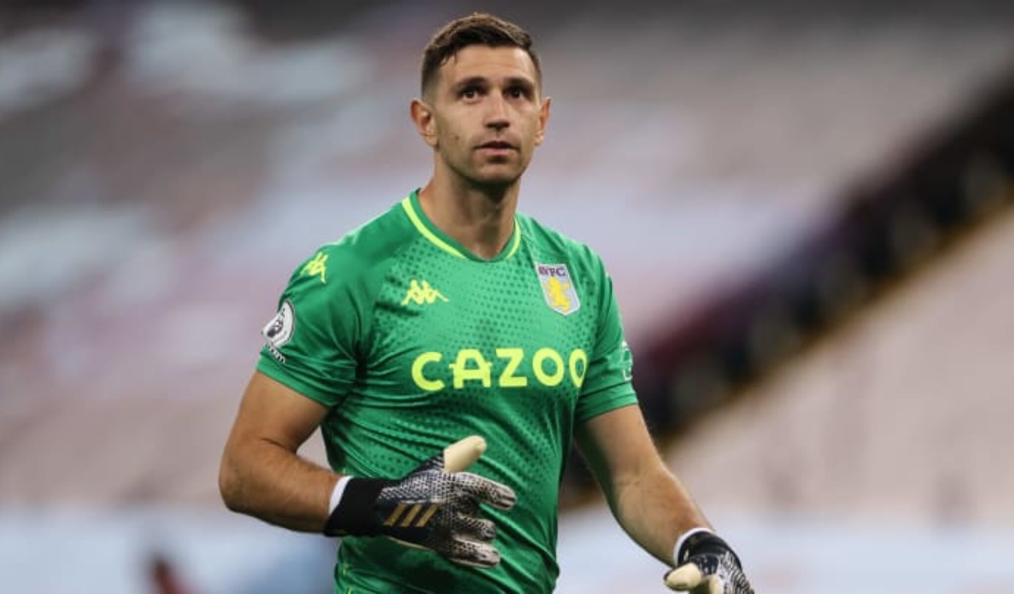 แมนเชสเตอร์ยูไนเต็ดล้มเหลวในการยื่นข้อเสนอยืมตัวเอมิเลียโน มาร์ติเนซ เชลซีเล็งชาบี ซิมอนส์ กองหน้าของแอร์เบ ไลป์ซิก 